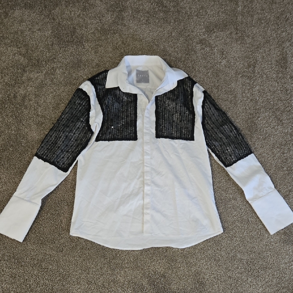 ORTTU Button Down Long Sleeve‎